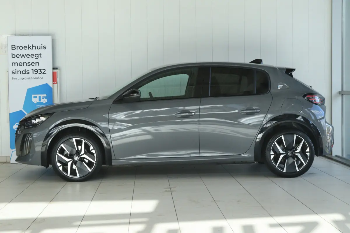 GT Avantage 51 kWh | Adapt. Cruise | Stoelverwarming | 360 Camera | Massage | Carplay | Alcantara | Keyless | LED | Climate | 17 Inch |