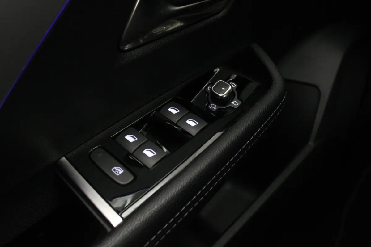 1.2 Turbo Hybrid Ultimate |Pano|Stoel/stuur verw.|