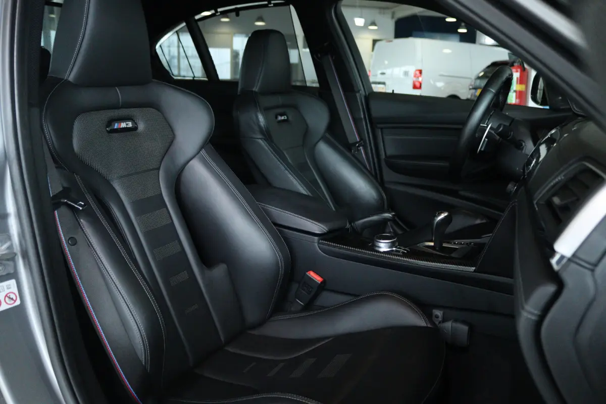 M3 Competition DCTA | NL-Auto | M-Drivers Pack | Harman & Kardon | Head-up | Memory | Stoel+Stuurverwarming | Keyless | Carbon | 360 Camera | Carplay
