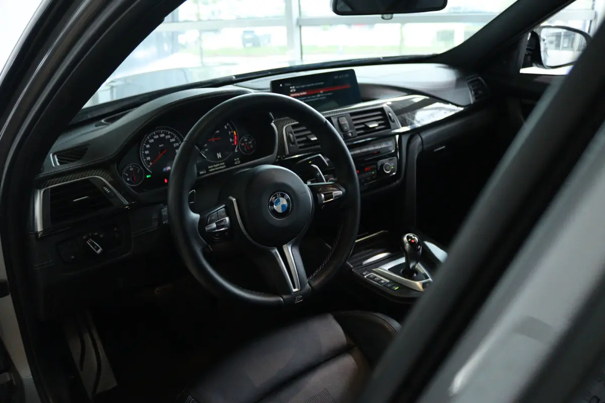M3 Competition DCTA | NL-Auto | M-Drivers Pack | Harman & Kardon | Head-up | Memory | Stoel+Stuurverwarming | Keyless | Carbon | 360 Camera | Carplay