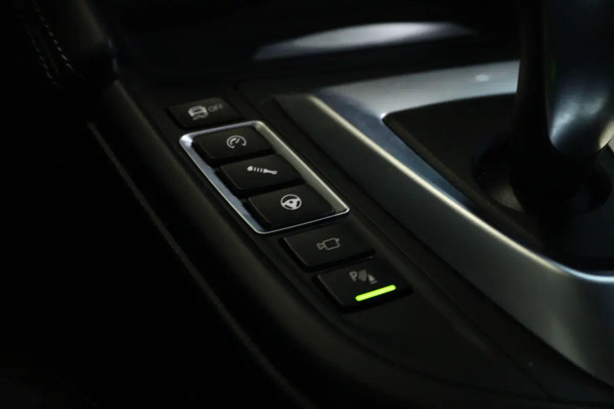 M3 Competition DCTA | NL-Auto | M-Drivers Pack | Harman & Kardon | Head-up | Memory | Stoel+Stuurverwarming | Keyless | Carbon | 360 Camera | Carplay