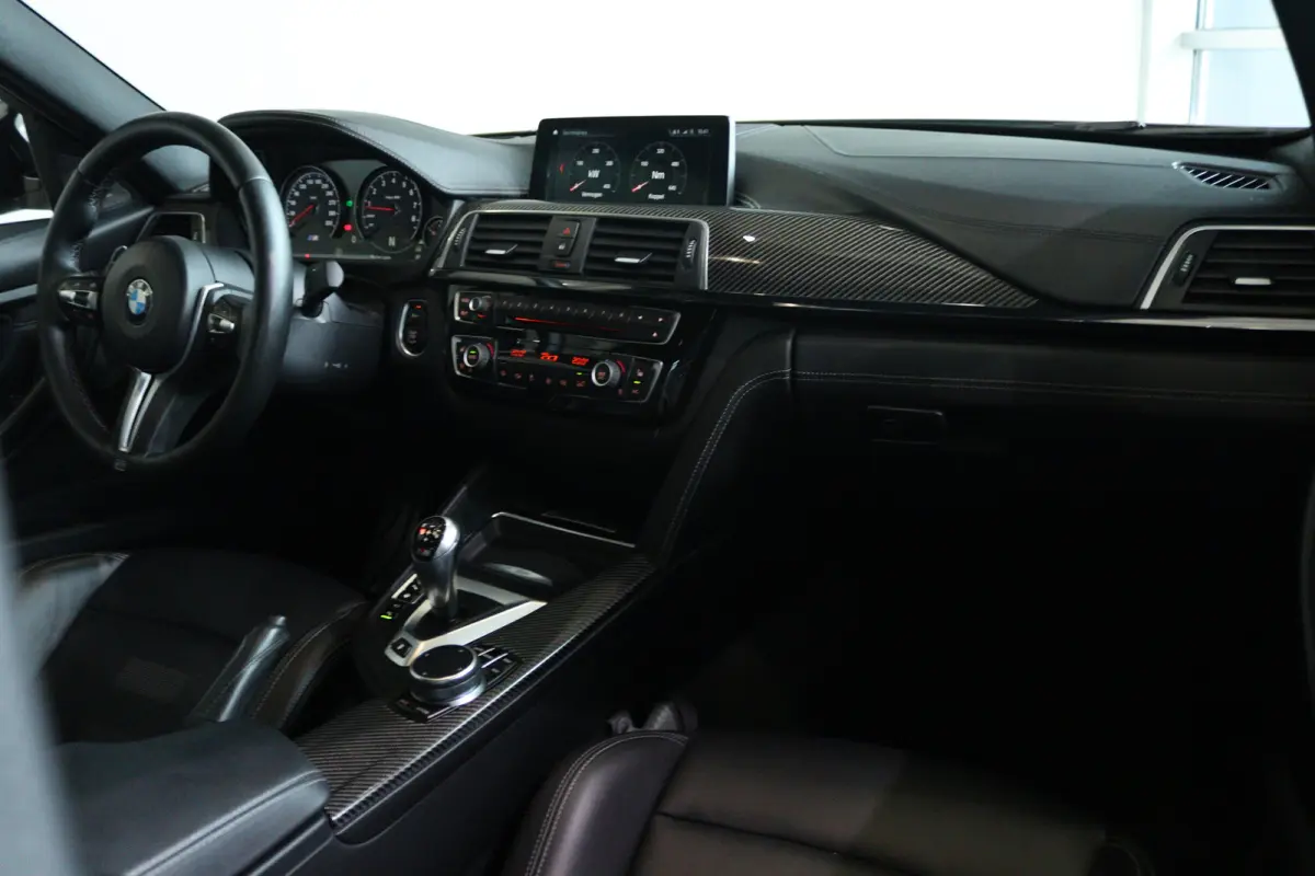 M3 Competition DCTA | NL-Auto | M-Drivers Pack | Harman & Kardon | Head-up | Memory | Stoel+Stuurverwarming | Keyless | Carbon | 360 Camera | Carplay