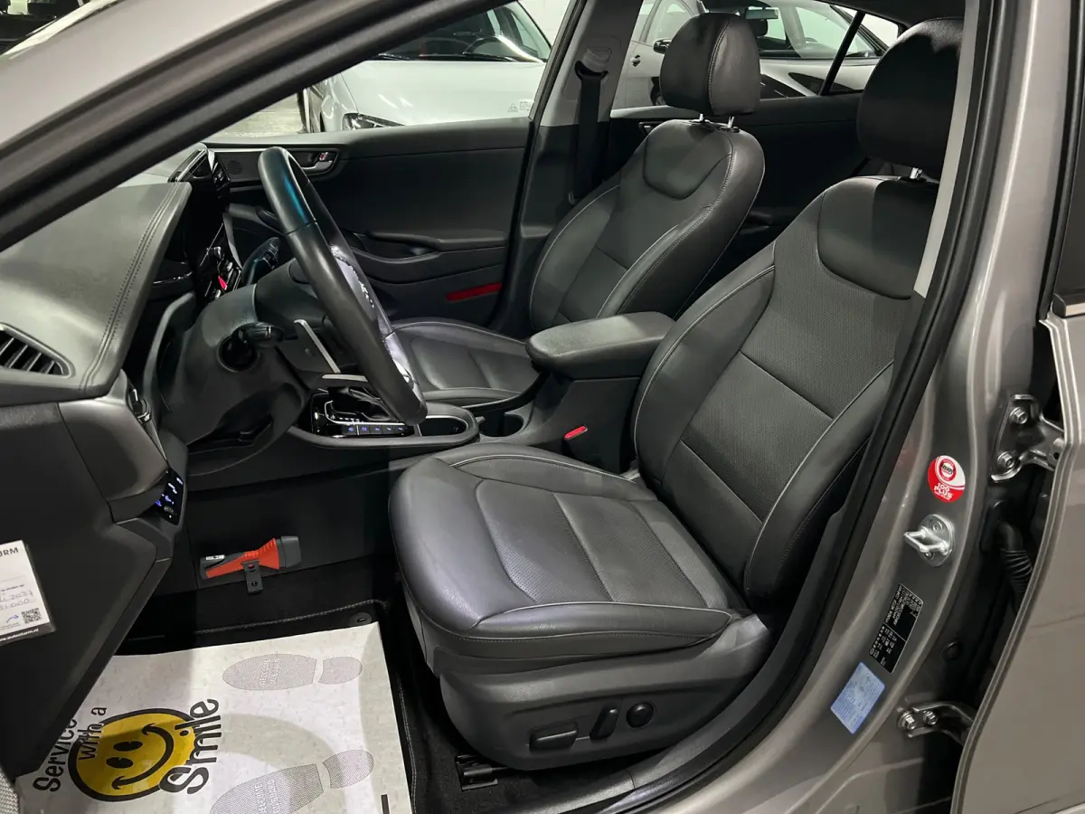 1.6 GDi Premium - Plus Sky Hybrid Automaat