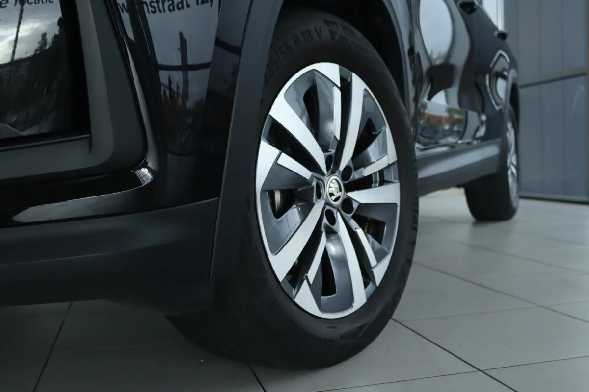 1.5 TSI MHEV Tour Edition | Adapt. Cruise | Stoelverwarming | Elektr. Stoel | Camera | Elektr. Klep | Keyless | Travel Assist | Memory | LED