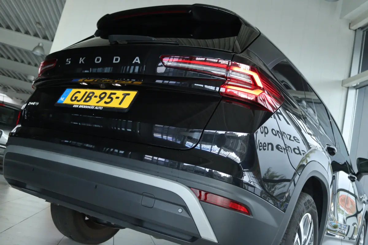 1.5 TSI MHEV Tour Edition | Adapt. Cruise | Stoelverwarming | Elektr. Stoel | Camera | Elektr. Klep | Keyless | Travel Assist | Memory | LED