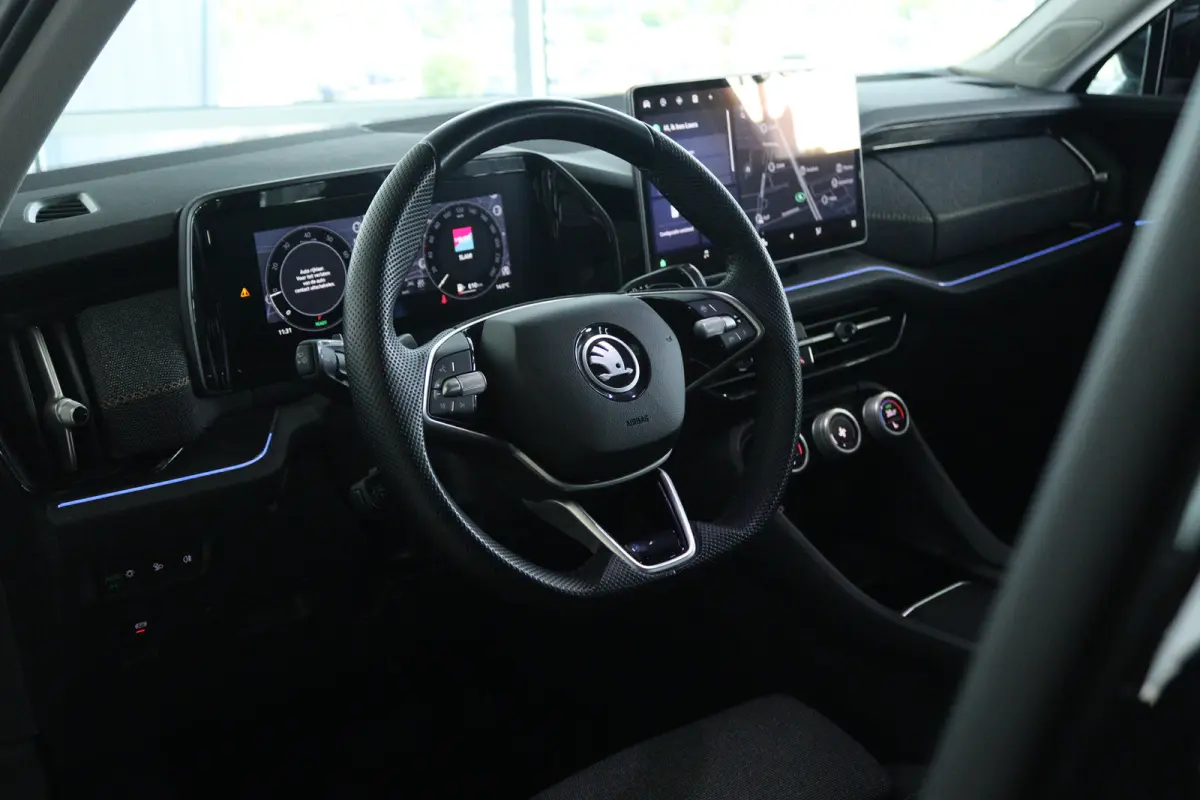 1.5 TSI MHEV Tour Edition | Adapt. Cruise | Stoelverwarming | Elektr. Stoel | Camera | Elektr. Klep | Keyless | Travel Assist | Memory | LED