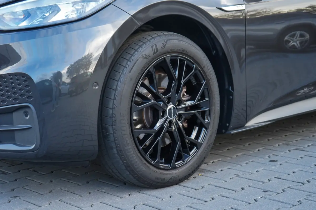 Pro Edition 58 kWh | 92,07% SOH | Camera | Keyless | CarPlay | Stoelverwarming