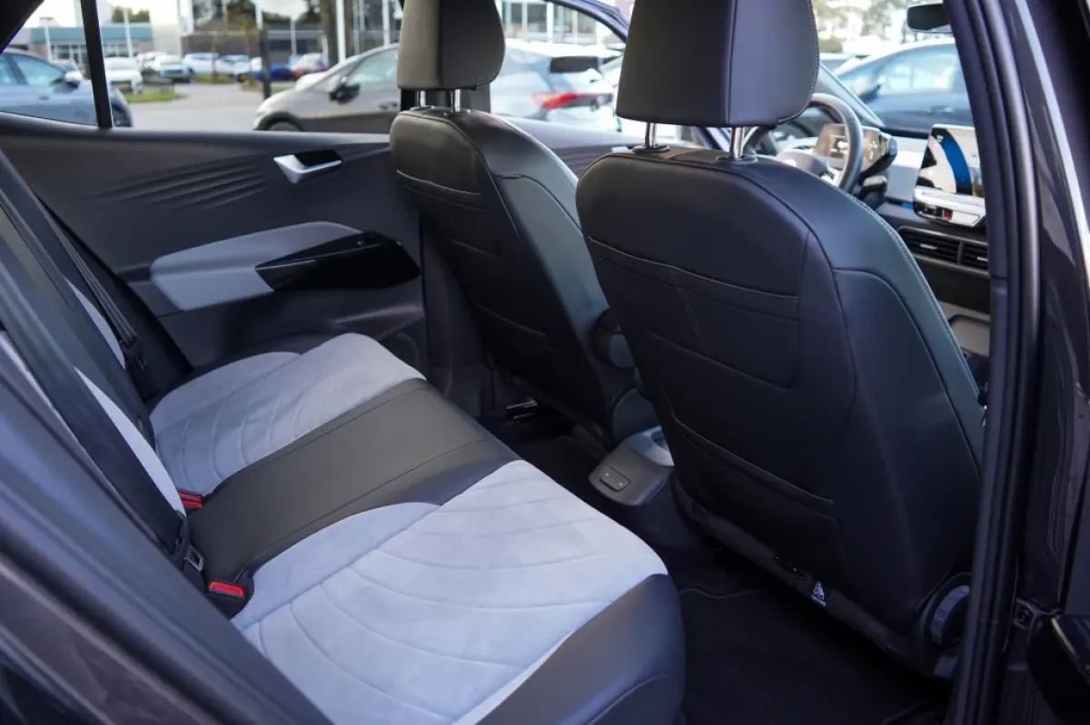 Pro Edition 58 kWh | 92,07% SOH | Camera | Keyless | CarPlay | Stoelverwarming