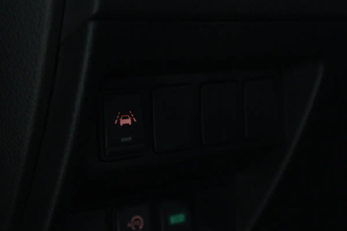 1.3 DIG-T N-Connecta | Cruise Control | Stoelverwarming | 360 Camera | Panoramadak | Keyless | LED | LMV | Navi | Climate