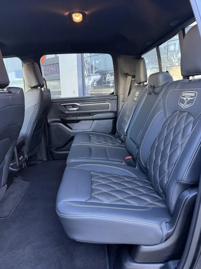1500 4X4 5.7 V8 4x4 Crew Cab