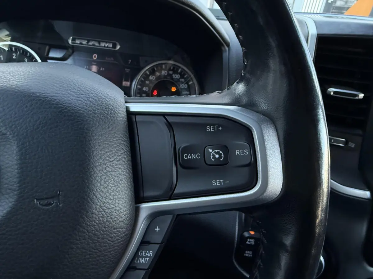 1500 4X4 5.7 V8 4x4 Crew Cab