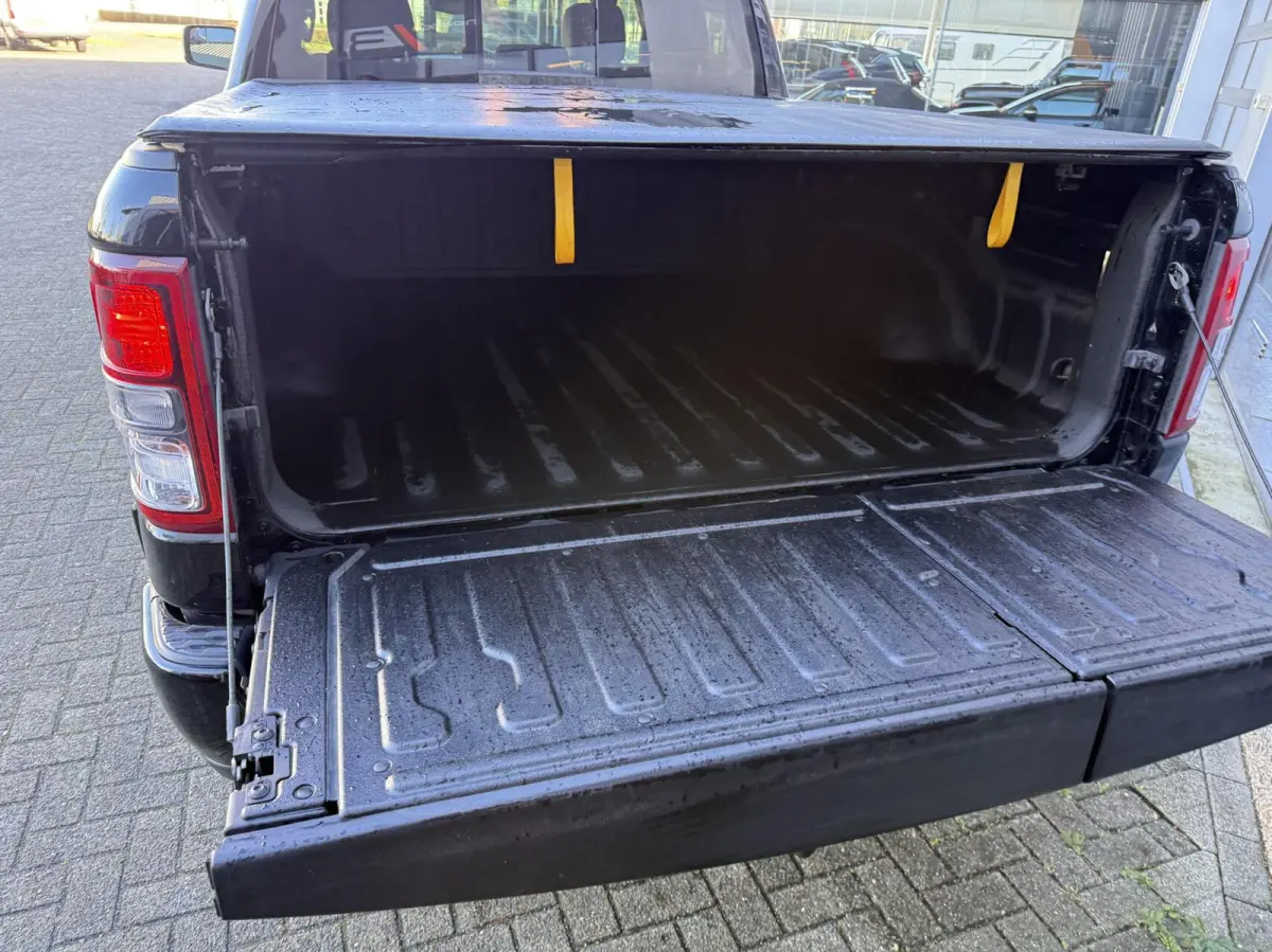 1500 4X4 5.7 V8 4x4 Crew Cab