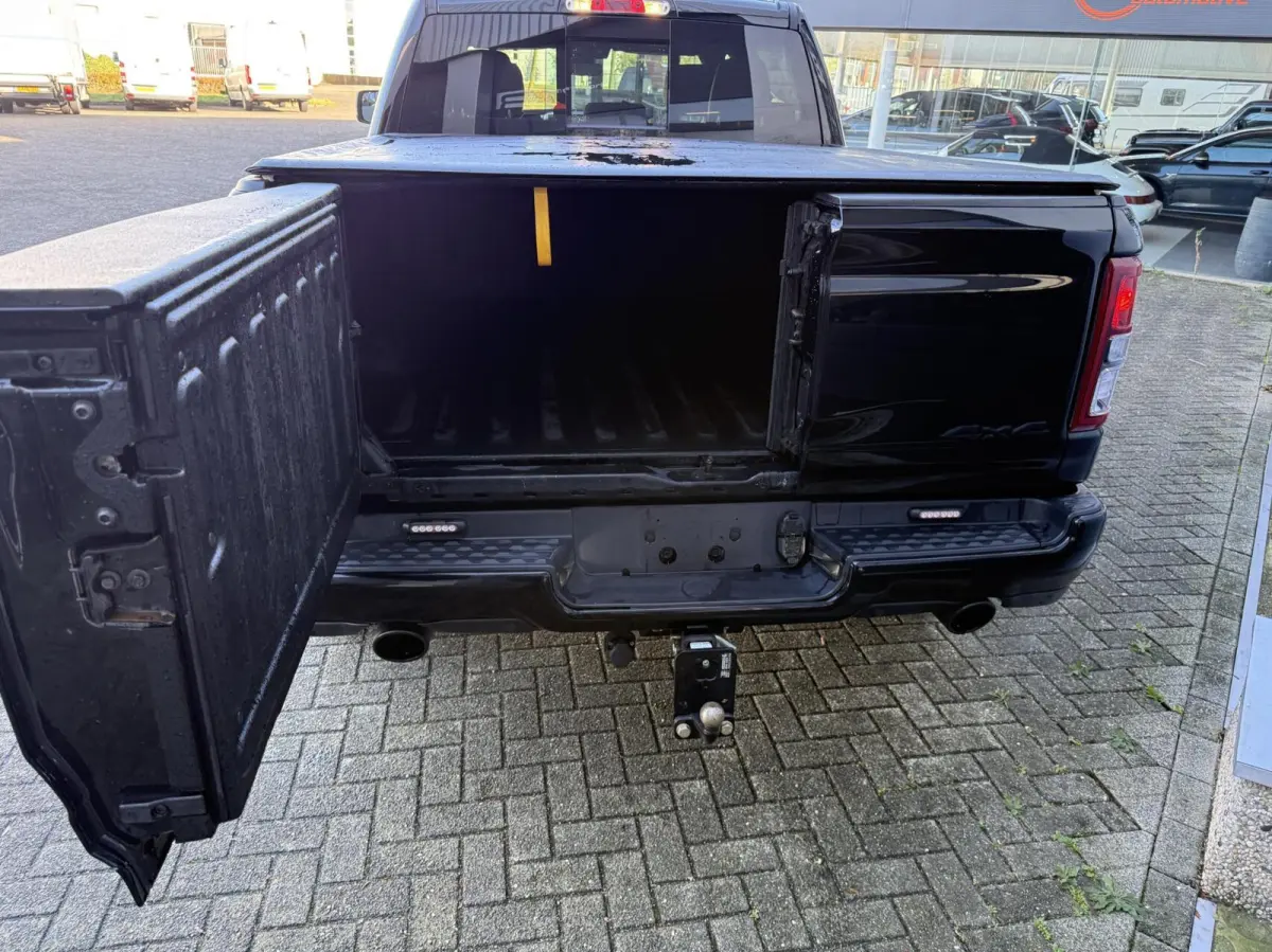 1500 4X4 5.7 V8 4x4 Crew Cab