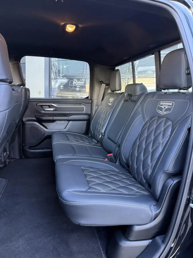 1500 4X4 5.7 V8 4x4 Crew Cab