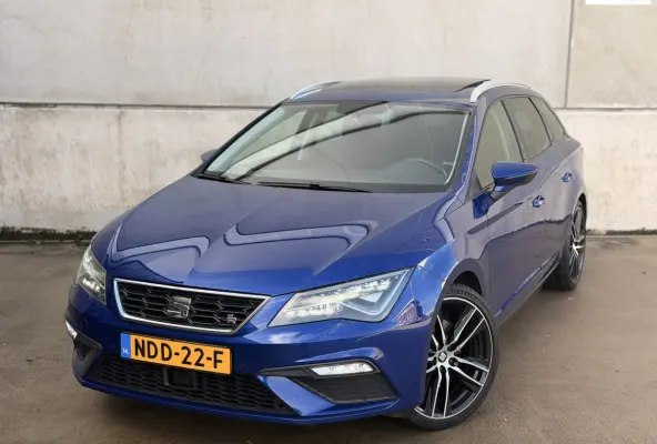 FR 1.8 TSI DSG Pano 19'' Sound CarPlay ACC Leder/alca LED