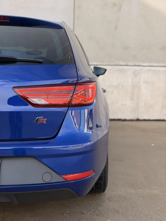 FR 1.8 TSI DSG Pano 19'' Sound CarPlay ACC Leder/alca LED