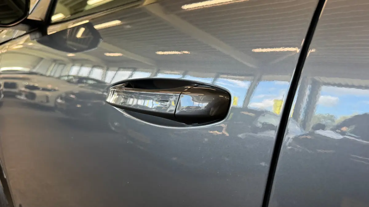 GT | Adaptieve cruise control met Stop&Go functie | LED 3D-achterlichten | Pack Safety Plus