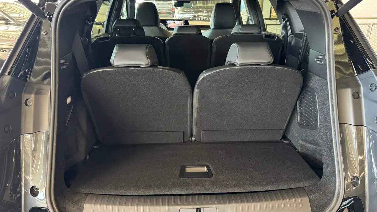 GT | Adaptieve cruise control met Stop&Go functie | LED 3D-achterlichten | Pack Safety Plus
