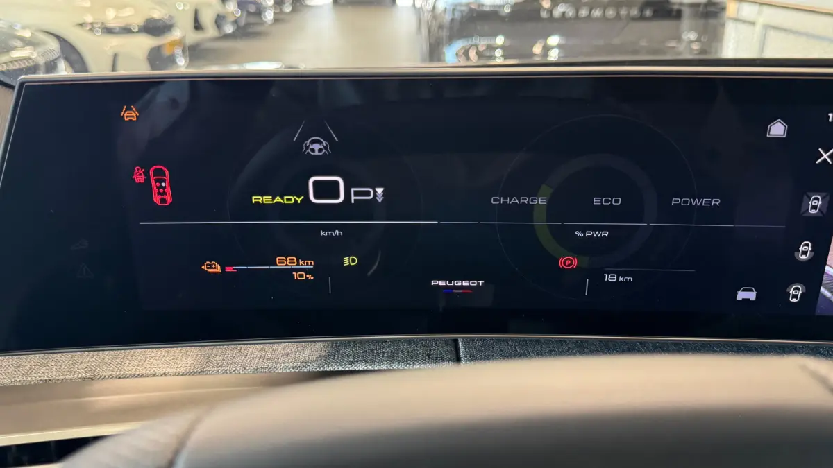 GT | Adaptieve cruise control met Stop&Go functie | LED 3D-achterlichten | Pack Safety Plus