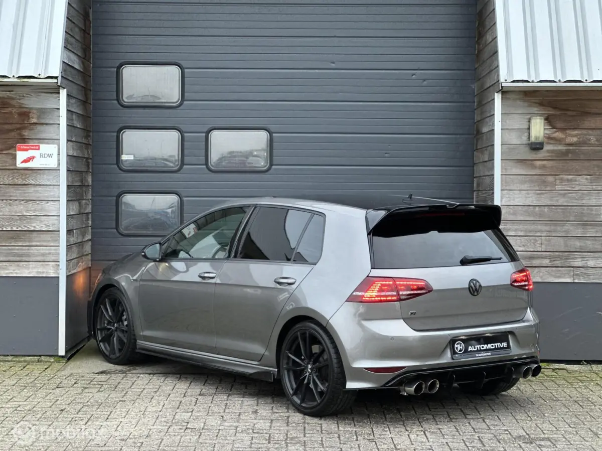 2.0 TSI R 4Motion,Uniek interieur.