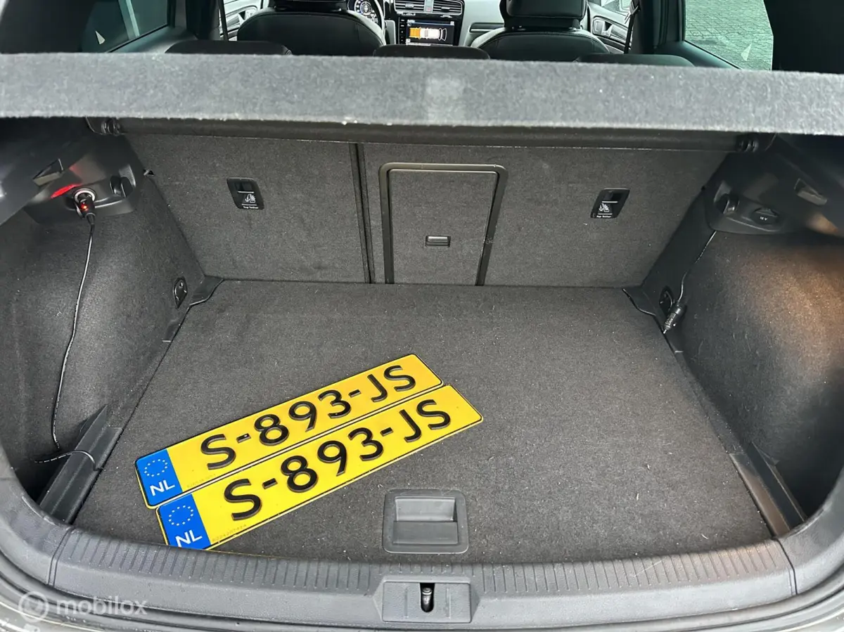 2.0 TSI R 4Motion,Uniek interieur.