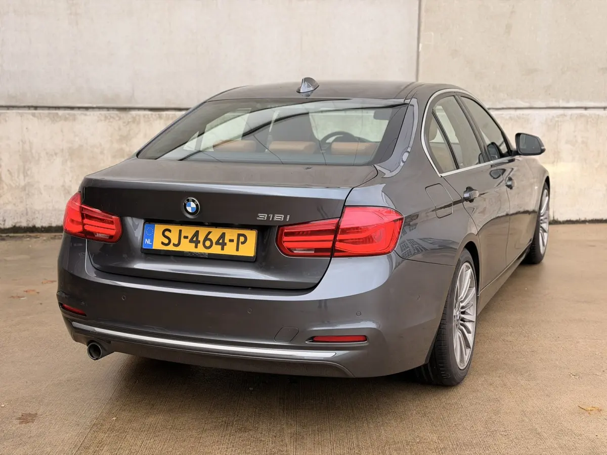 318i Luxury Line Aut. Leder LED Virtual Camera Keyless Navi