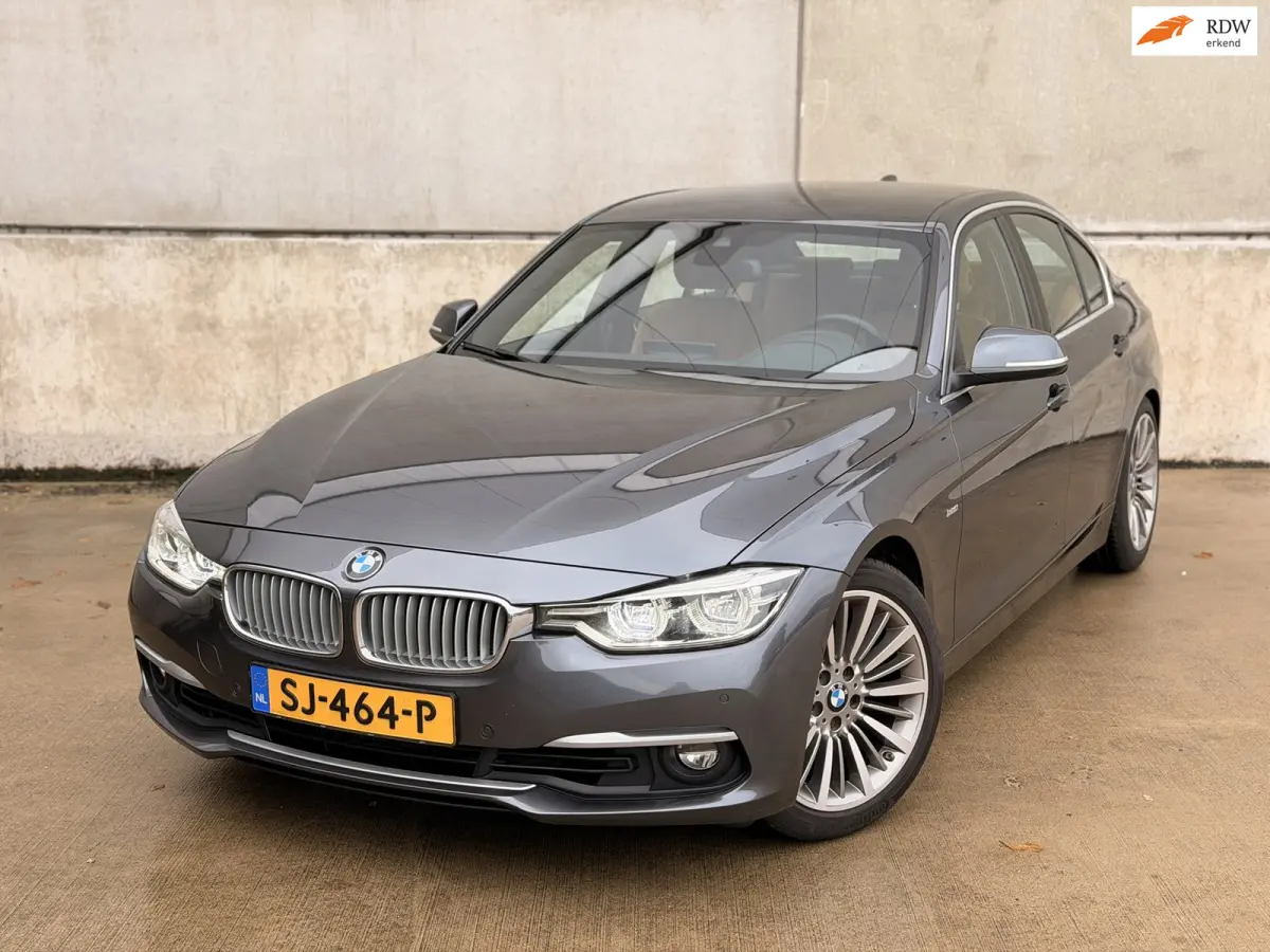 318i Luxury Line Aut. Leder LED Virtual Camera Keyless Navi