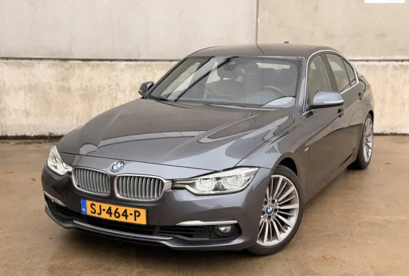318i Luxury Line Aut. Leder LED Virtual Camera Keyless Navi