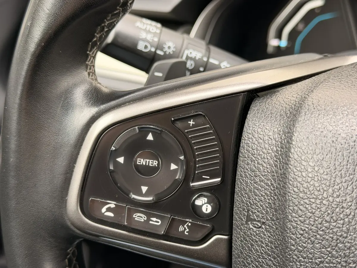 1.0 i-VTEC Aut. Pano Trekh. Camera CarPlay ACC LED Navi
