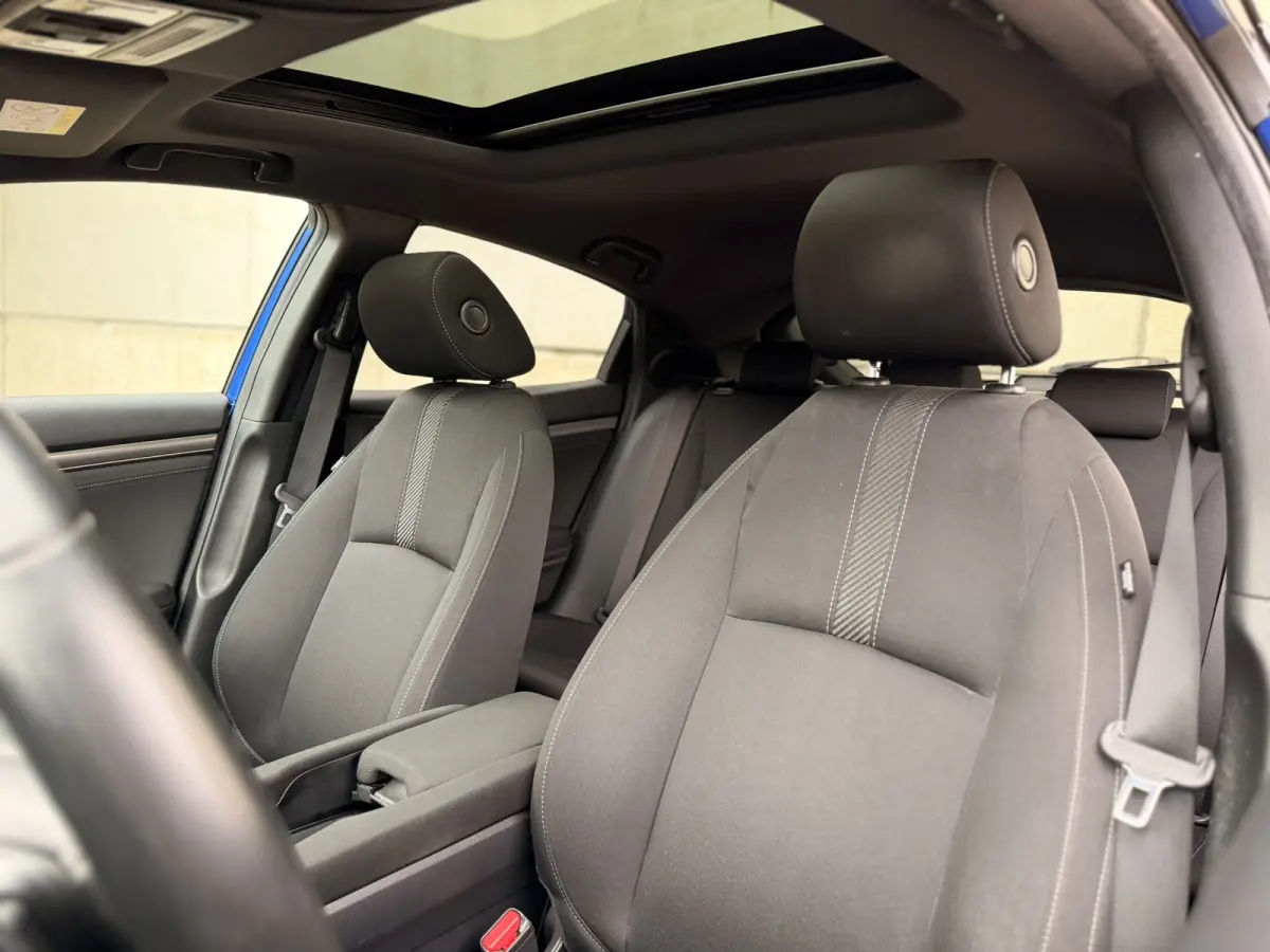 1.0 i-VTEC Aut. Pano Trekh. Camera CarPlay ACC LED Navi