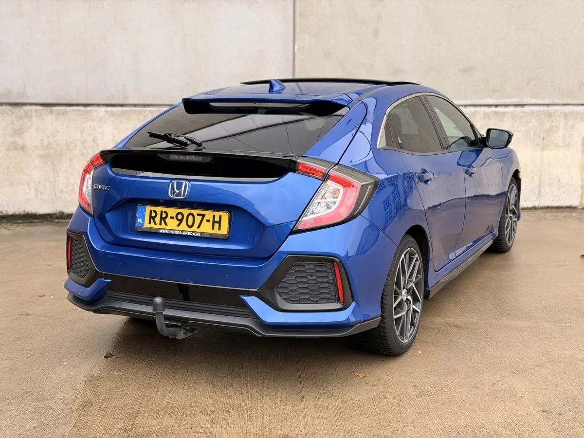 1.0 i-VTEC Aut. Pano Trekh. Camera CarPlay ACC LED Navi