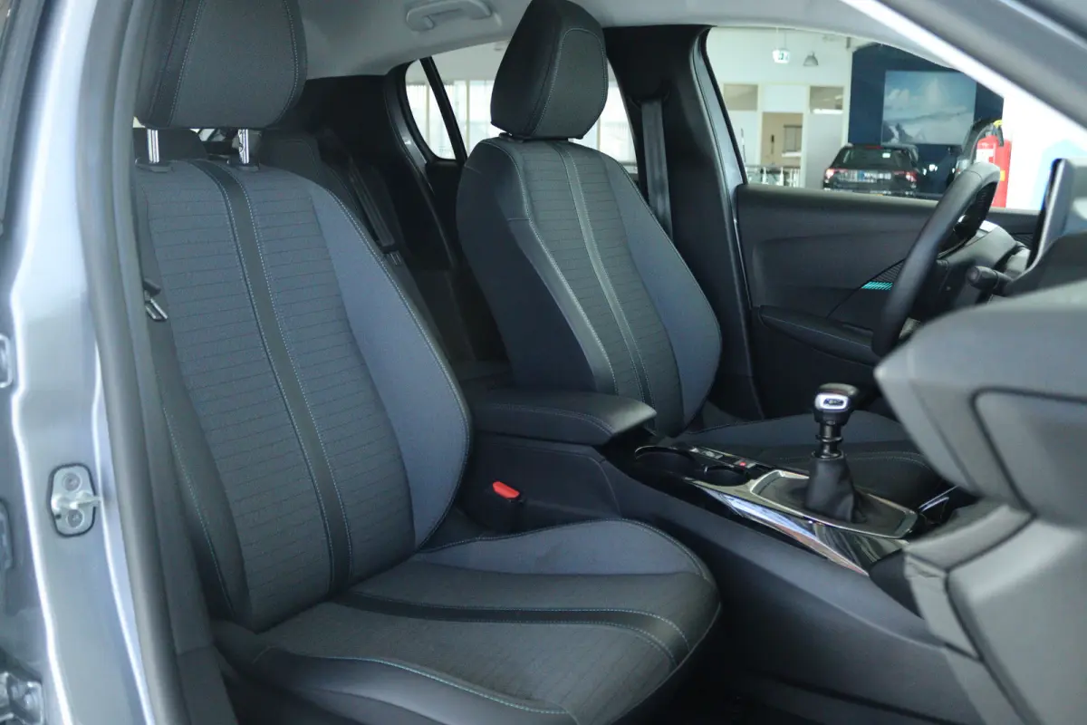 1.2 Turbo Allure Pack | Adapt. Cruise | Stoelverwarming | Carplay | Camera | i-Cockpit | Navigatie | LMV | LED |