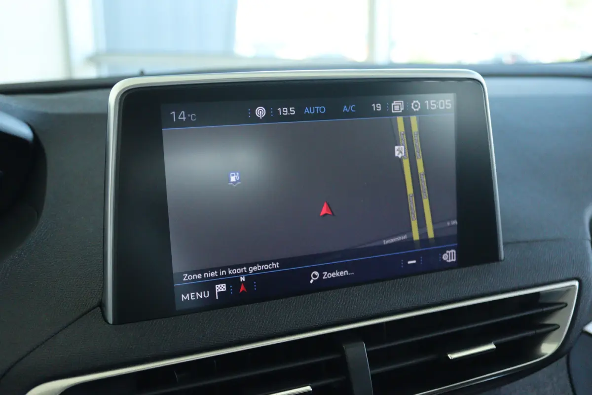 1.2 Turbo Blue Lease Premium | Cruise Control | Trekhaak | Schuifdak | Elektr. Klep | Keyless | 360 Camera | Navigatie | Climate | 19 Inch