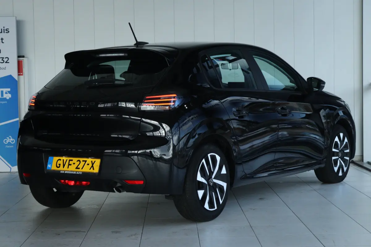 Hybrid 110 e-DCS6 Active | Cruise Control | Carplay | Sensoren | LED | Airco | Elektr. Ramen
