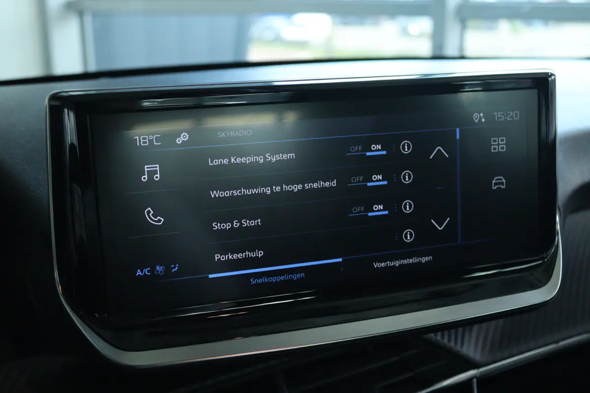 Hybrid 110 e-DCS6 Active | Cruise Control | Carplay | Sensoren | LED | Airco | Elektr. Ramen