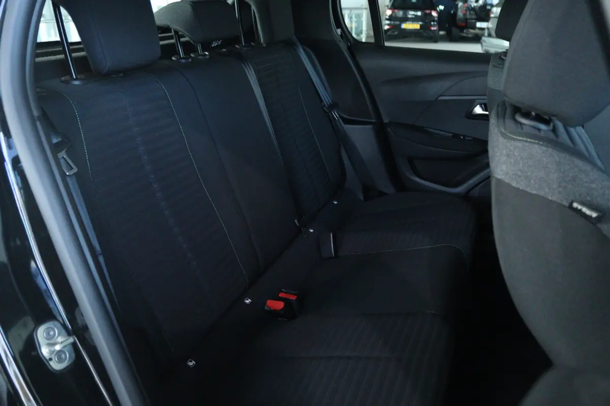 Hybrid 110 e-DCS6 Active | Cruise Control | Carplay | Sensoren | LED | Airco | Elektr. Ramen