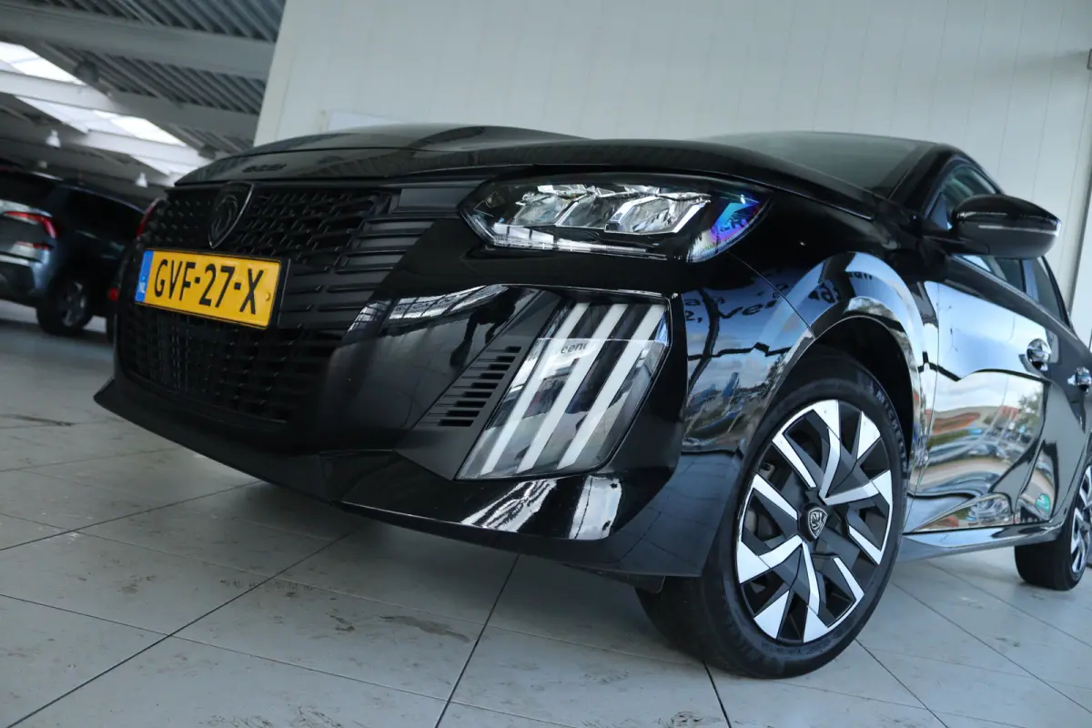 Hybrid 110 e-DCS6 Active | Cruise Control | Carplay | Sensoren | LED | Airco | Elektr. Ramen