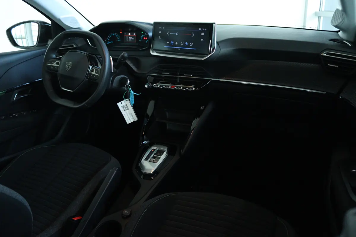 Hybrid 110 e-DCS6 Active | Cruise Control | Carplay | Sensoren | LED | Airco | Elektr. Ramen