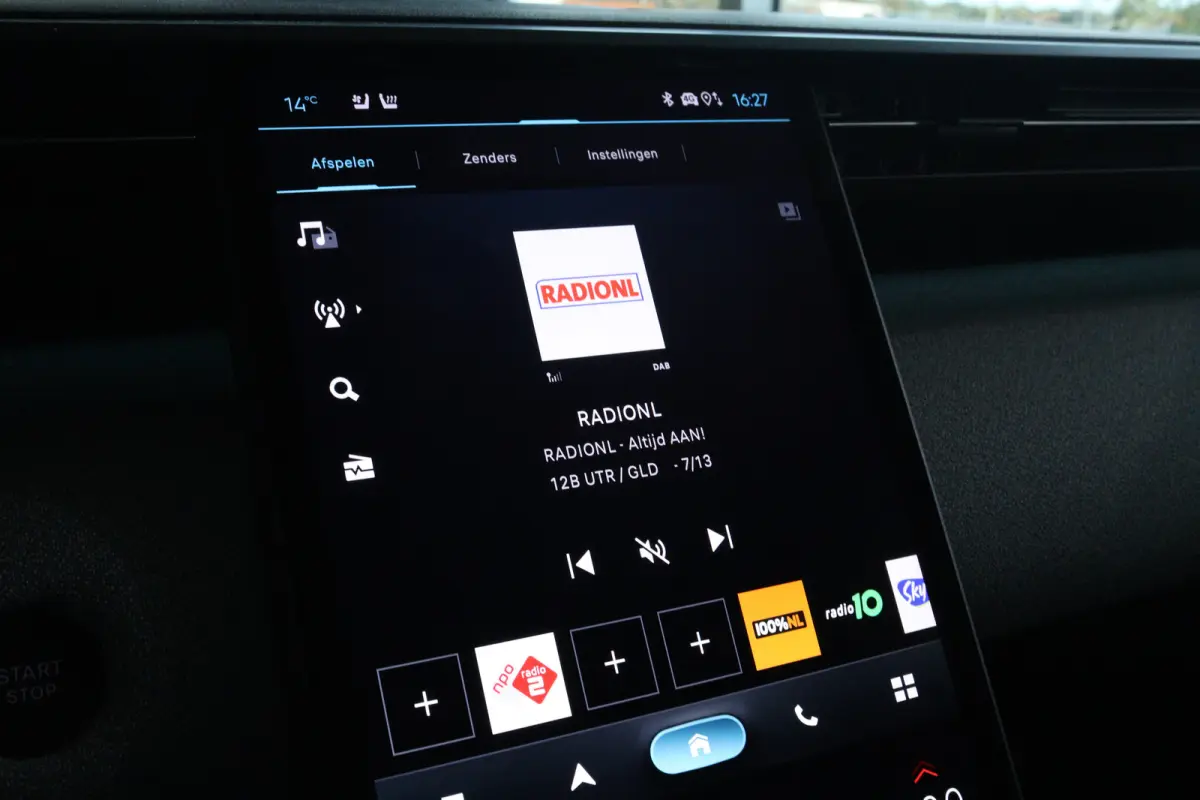 Max Comfort Range 74 kWh 210PK | Adapt. Cruise | Massage | Stoelventilatie | Memory | Matrix | 20 Inch | Elektr. Klep | Head-up | Keyless | Carplay | Climate | Leder