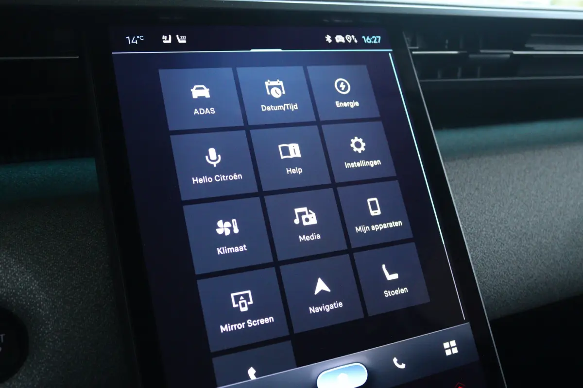 Max Comfort Range 74 kWh 210PK | Adapt. Cruise | Massage | Stoelventilatie | Memory | Matrix | 20 Inch | Elektr. Klep | Head-up | Keyless | Carplay | Climate | Leder