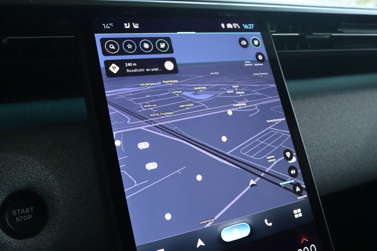 Max Comfort Range 74 kWh 210PK | Adapt. Cruise | Massage | Stoelventilatie | Memory | Matrix | 20 Inch | Elektr. Klep | Head-up | Keyless | Carplay | Climate | Leder