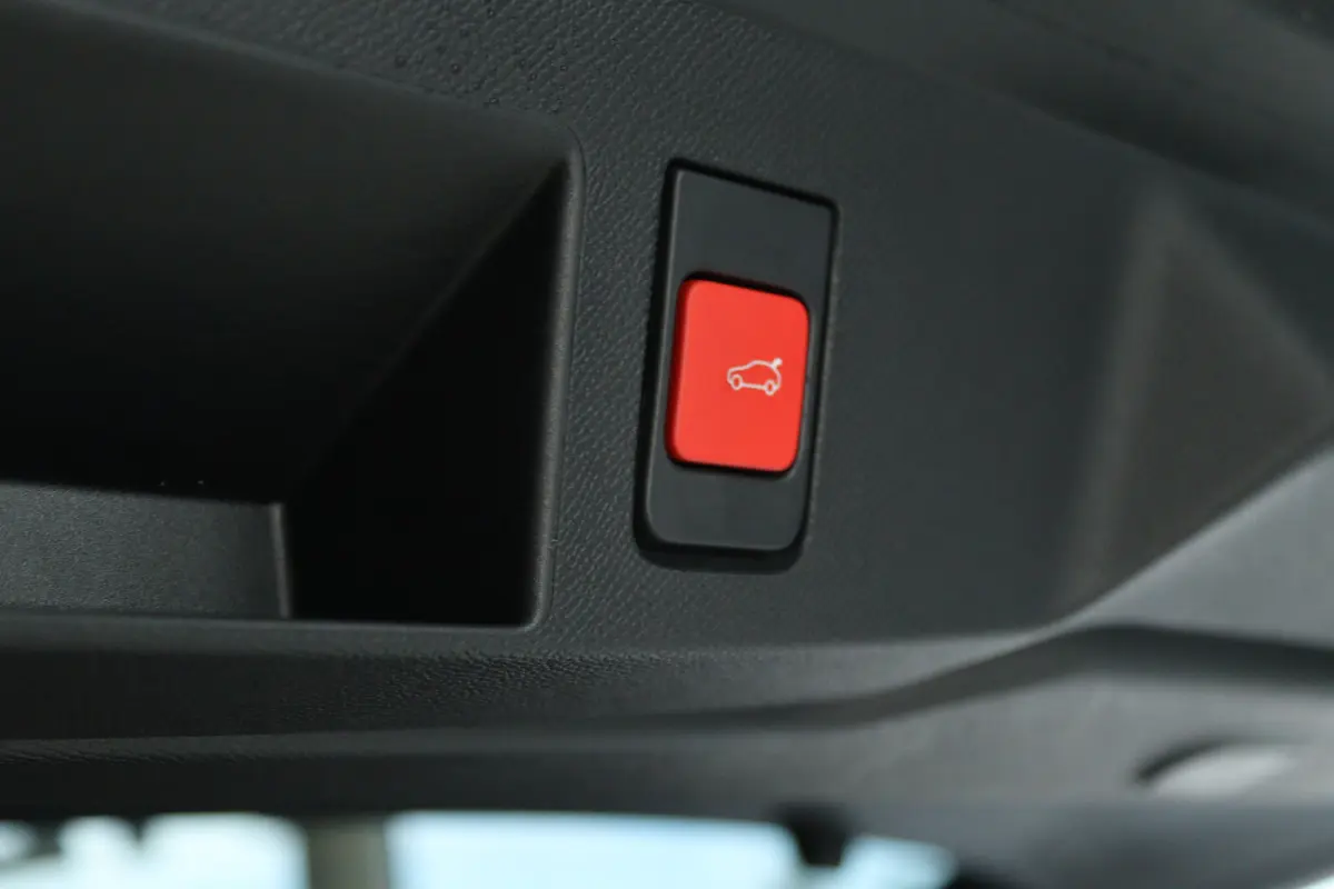 Max Comfort Range 74 kWh 210PK | Adapt. Cruise | Massage | Stoelventilatie | Memory | Matrix | 20 Inch | Elektr. Klep | Head-up | Keyless | Carplay | Climate | Leder