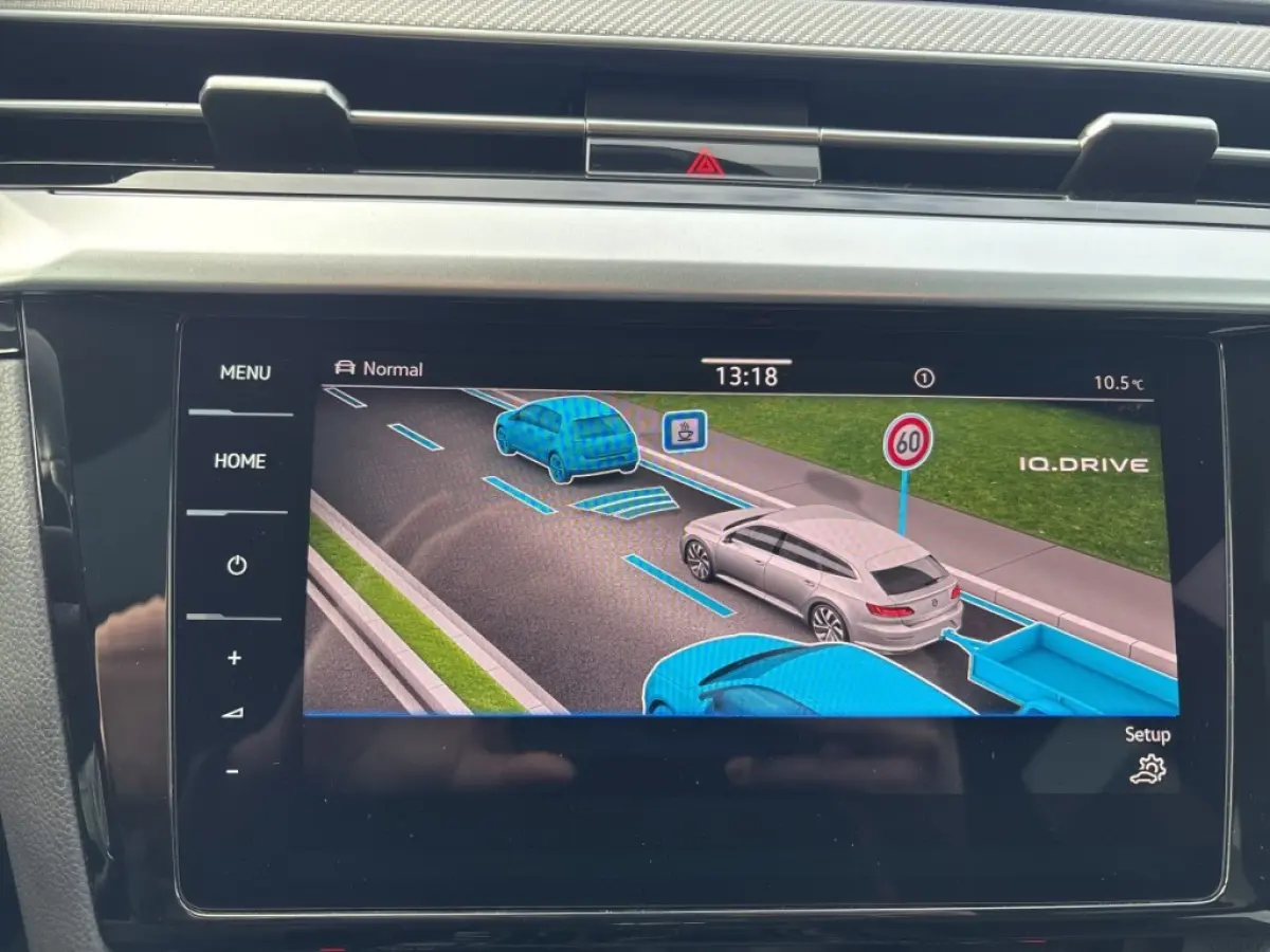 1.4 TSI eHYBRID R-LINE PANO-DAK/TREKHAAK/360CAM/LEDER/E-KLEP/HUD/ACC/STOELVERW