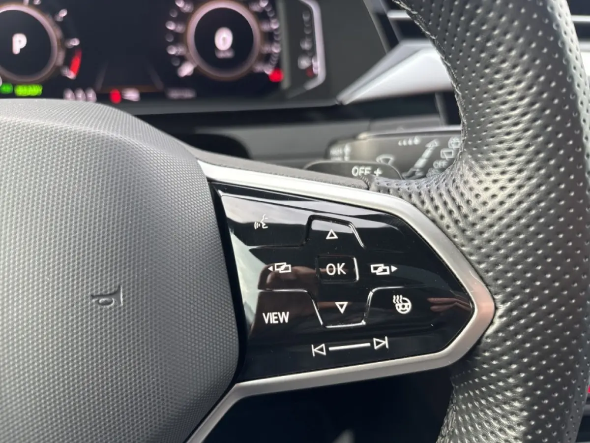 1.4 TSI eHYBRID R-LINE PANO-DAK/TREKHAAK/360CAM/LEDER/E-KLEP/HUD/ACC/STOELVERW