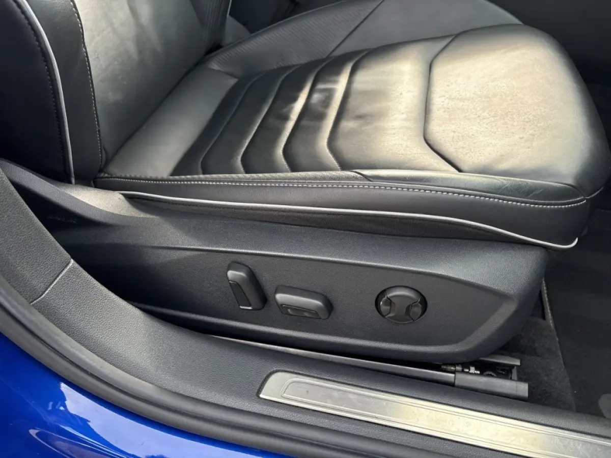 1.4 TSI eHYBRID R-LINE PANO-DAK/TREKHAAK/360CAM/LEDER/E-KLEP/HUD/ACC/STOELVERW