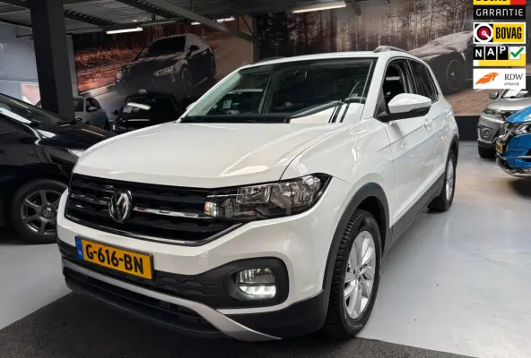 1.0 TSI Life / Navigatie / Trekhaak