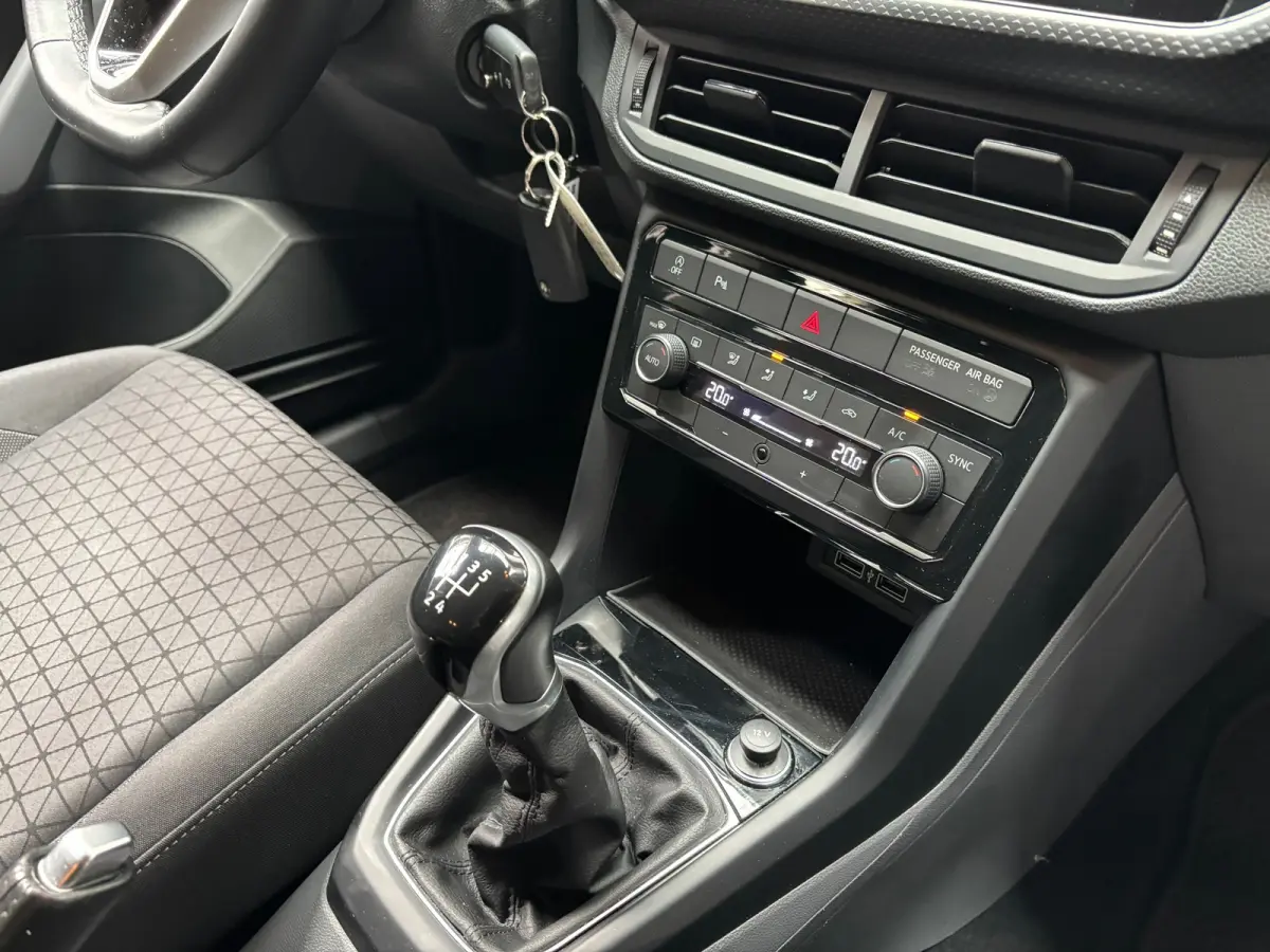1.0 TSI Life / Navigatie / Trekhaak