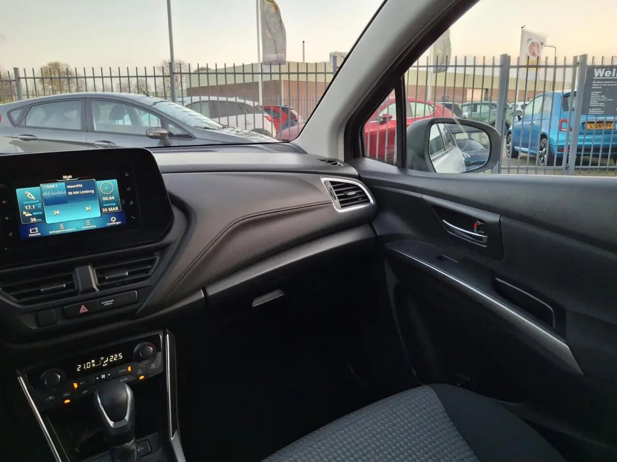 1.5 Hybrid Select afn.trekhaak AUTOMAAT