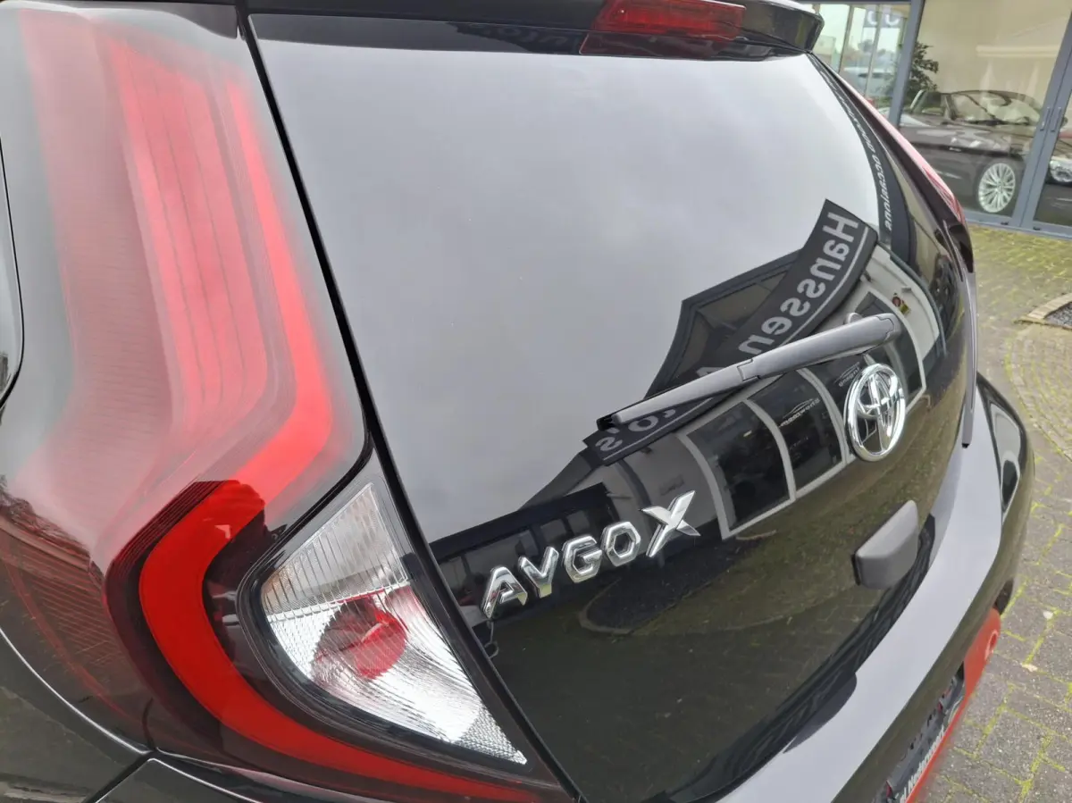 1.0 VVT-i MT Premium Leder Opendak Cabrio