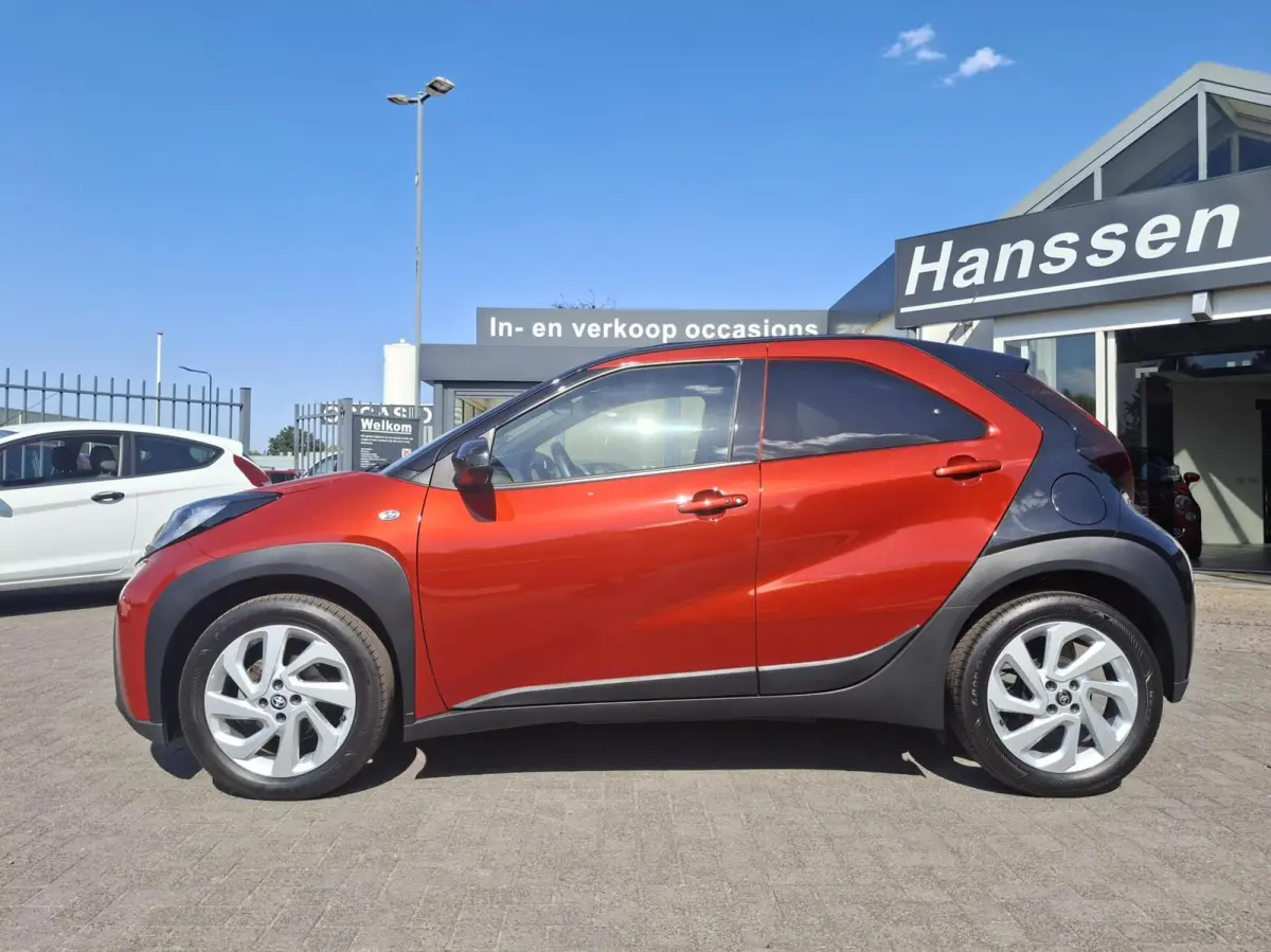 1.0 VVT-i MT Premium Leder Opendak Cabrio